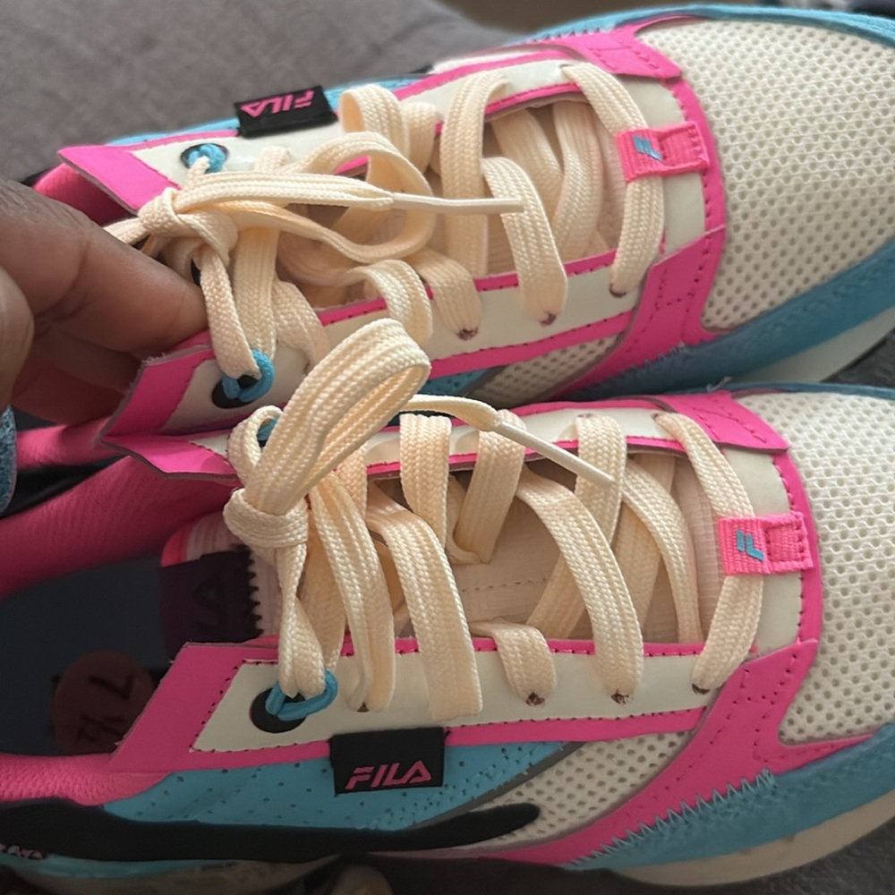 Fila - Picture 5 of 8